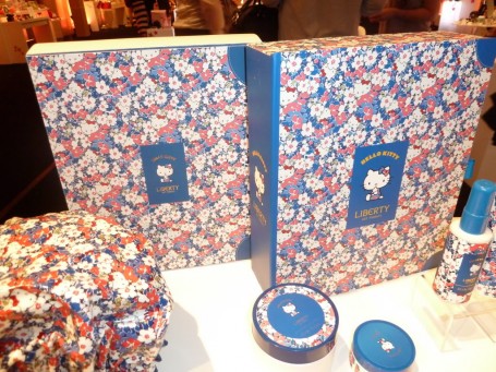 Hello Kitty Meets Liberty! 1 Photobucket