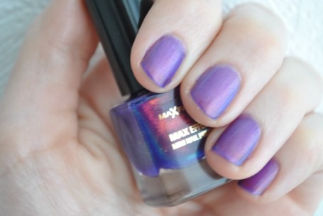 Max Factor Max Effect Mini Nail Polish - Fantasy Fire 1 Photobucket