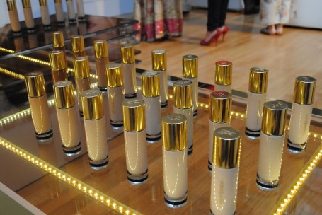 YSL Touche Eclat Foundation - Le Teint Touche Eclat