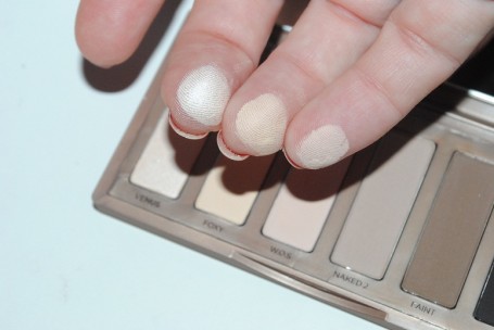 Urban Decay Naked Basics Photos & Swatches 3 urban+decay+naked+basics+swatch