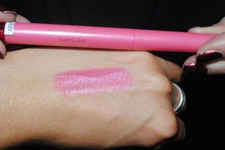 estee+lauder+pure+color+sheer+matte+lipstick+demure+swatch