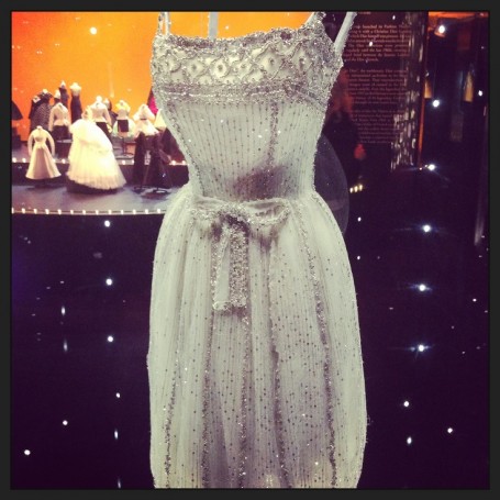dior+harrods+exhibition+audrey+hepburn+dress