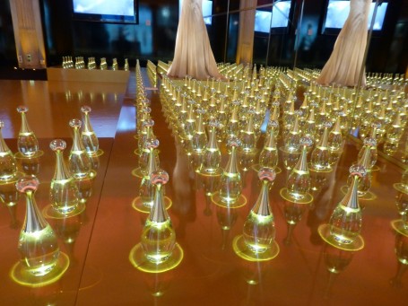 dior+harrods+exhibition+j'adore