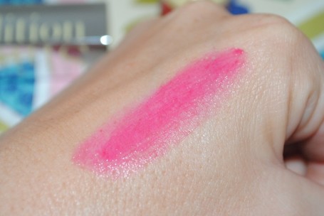 Bourjois Shine Edition Lipstick Review 3 bourjois+shine+edition+lipstick-famous-fuchsia-22-swatch