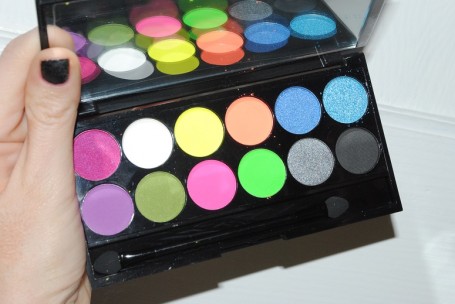 sleek-i-divine-acid-palette-review