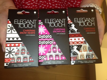 elegant-touch-christmas-nails-review
