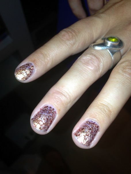 seche-nails-christmas-swatches-flash