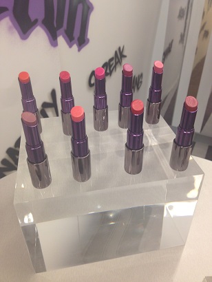 Urban Decay Revolution Lipstick 2 urban-decay-revolution-lipstick-review