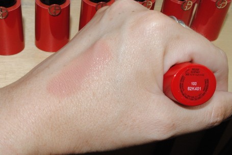 armani-rouge-ecstasy-cc-lipstick-swatches-100-androgina