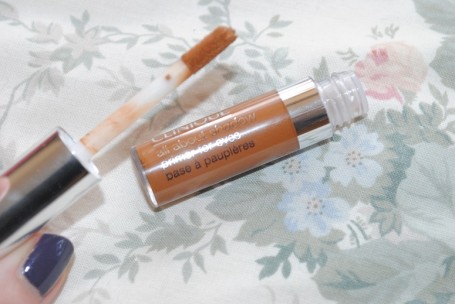 clinique-all-about-shadow-primer-eye-medium