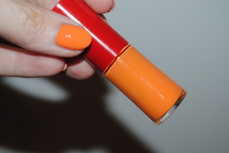 Armani Nail Lacquer Clash 302 Review armani-nail-302-clash-swatch