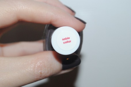 Essie Sable Collar Review and Swatch essie-sable-collar-review-swatch