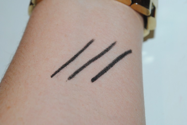 Urban Decay All Nighter Eyeliner Review urban-decay-all-nighter-review-swatch