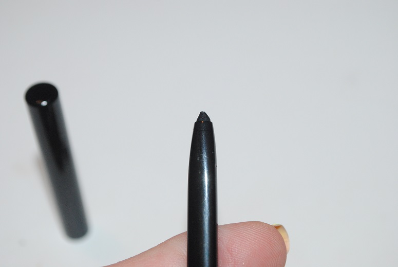 Urban Decay All Nighter Eyeliner Review urban-decay-all-nighter-review