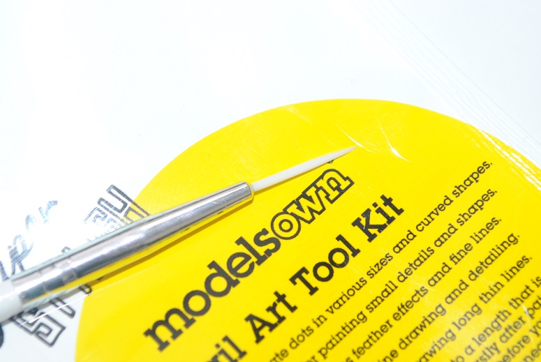 Models Own Nail Art Tool Kit models-own-nail-art-striping-brush-review