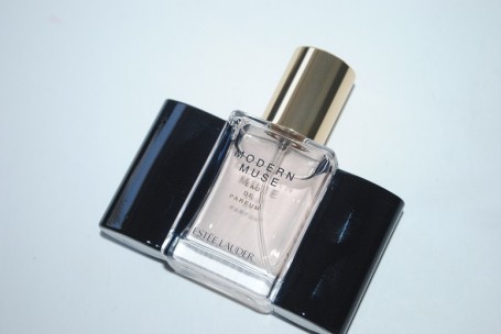 Estee Lauder Modern Muse Bow Edition 1 estee-lauder-modern-muse-bow-edition-review