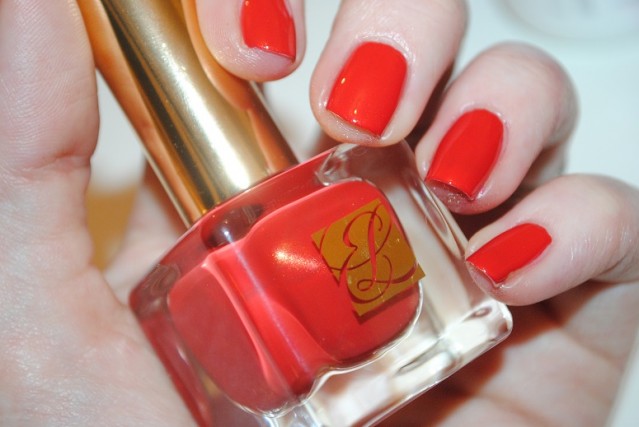 estee-lauder-spring-2015-nails-swatch-empowered-p1