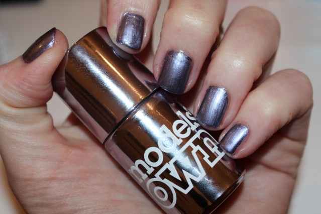 Models Own Colour Chrome AW15 Review & Swatches 3 models-own-colour-chrome-aw15-swatch-grey