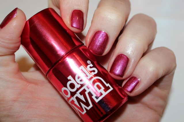 Models Own Colour Chrome AW15 Review & Swatches 2 models-own-colour-chrome-aw15-swatch-red