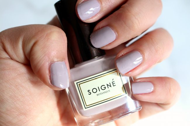  Soigné Nail Polish Adorer